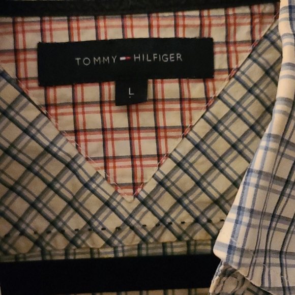 Tommy Hilfiger mens dress shirt - Picture 3 of 3